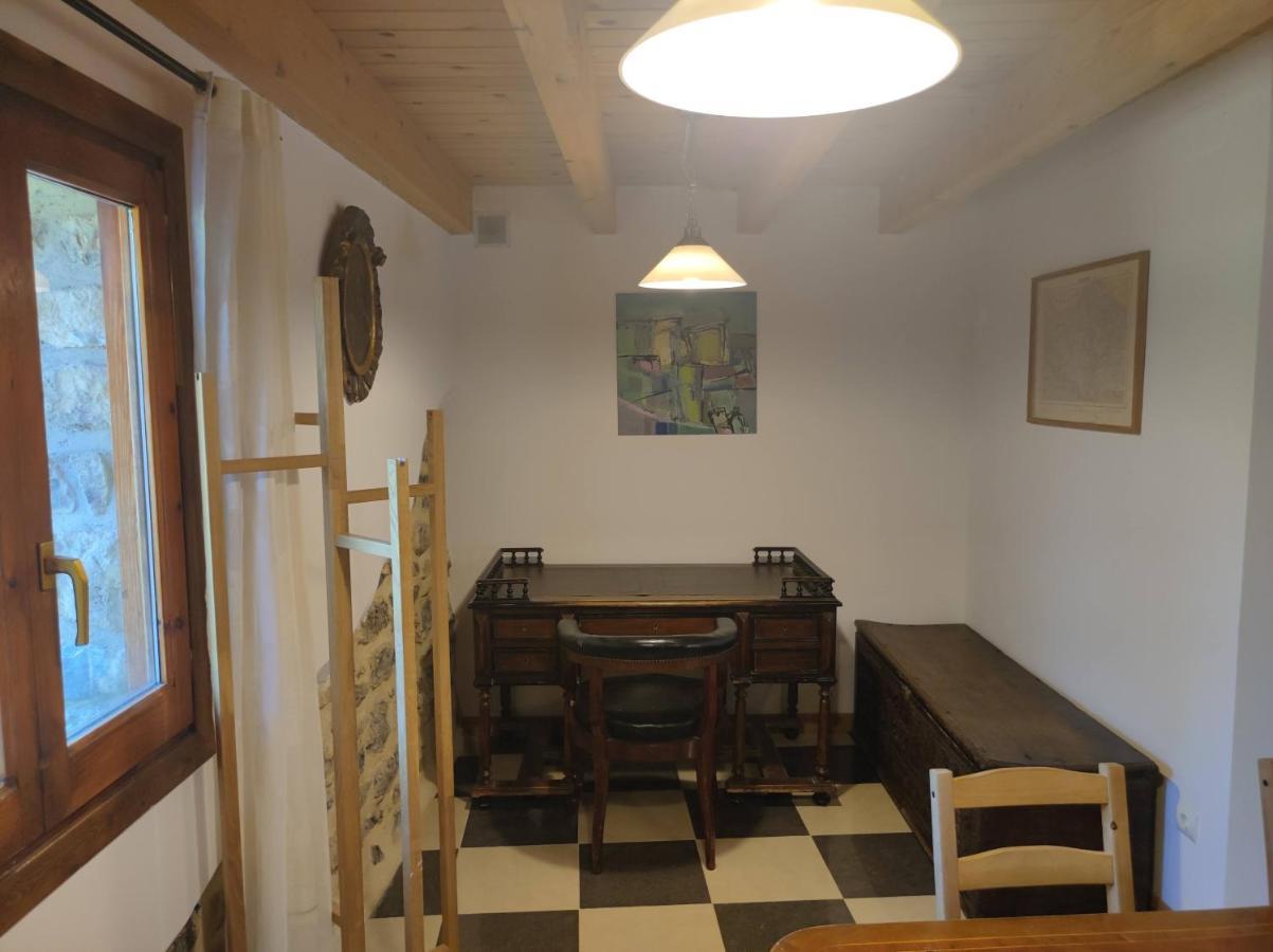 Antigua Casa Chato - Tucasaenlospirineos إل بويو دي جاكا المظهر الخارجي الصورة
